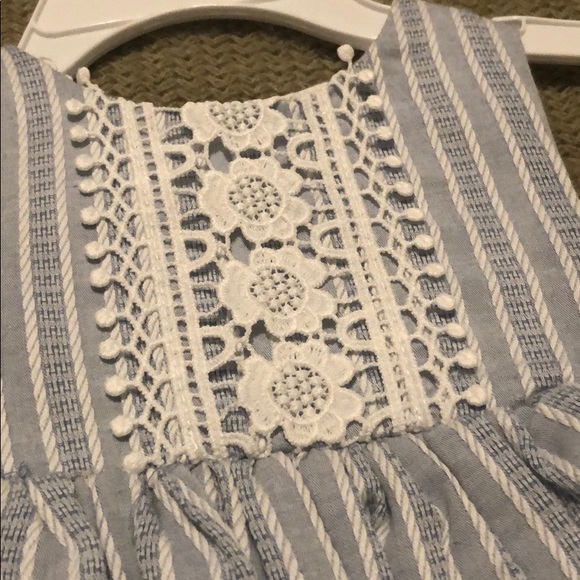 Dress - Picture 4 of 5